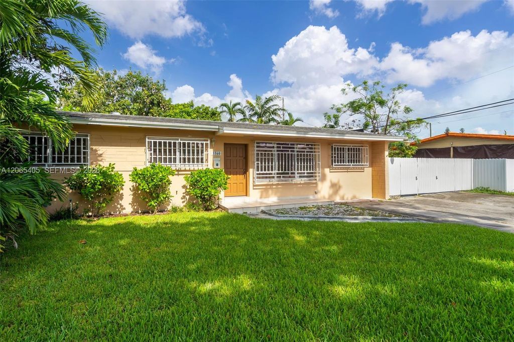 5560 W 6th Avenue, Hialeah, FL 33012