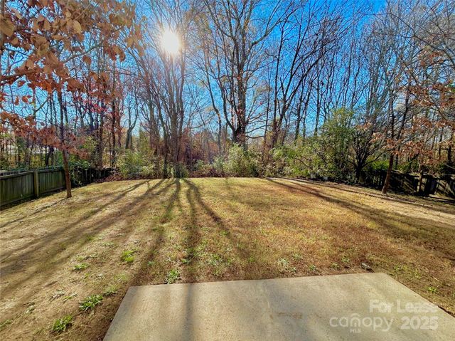 11220 Cypress View Drive, Charlotte, NC 28262