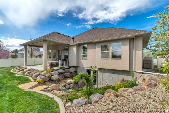 534 E FOX FARM PL, Draper, UT 84020