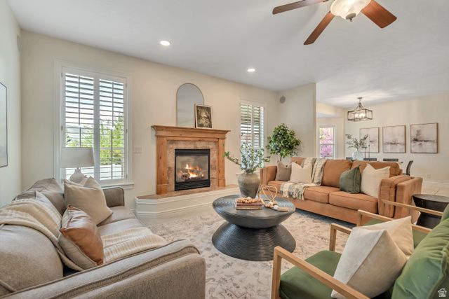 534 E FOX FARM PL, Draper, UT 84020