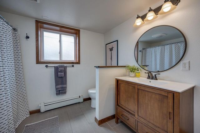 2404 Mayflower Drive, Middleton, WI 53562