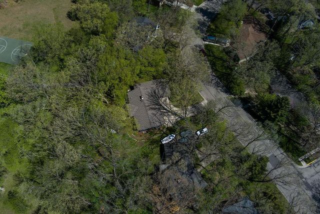 2404 Mayflower Drive, Middleton, WI 53562