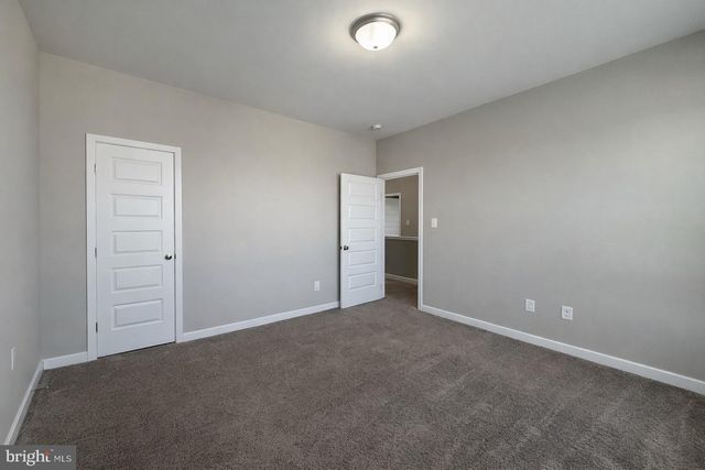 19 BONITA PINE TRL, Martinsburg, WV 25405