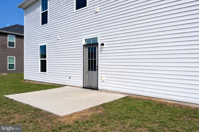 19 BONITA PINE TRL, Martinsburg, WV 25405