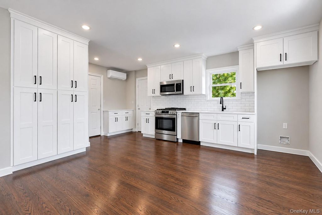20 Archer Avenue, White Plains, NY 10603 — photo 5