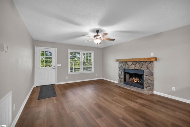 425 Cochise Drive, Waterloo, SC 29384