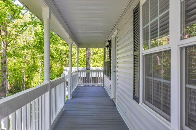 425 Cochise Drive, Waterloo, SC 29384