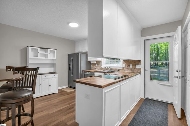 425 Cochise Drive, Waterloo, SC 29384