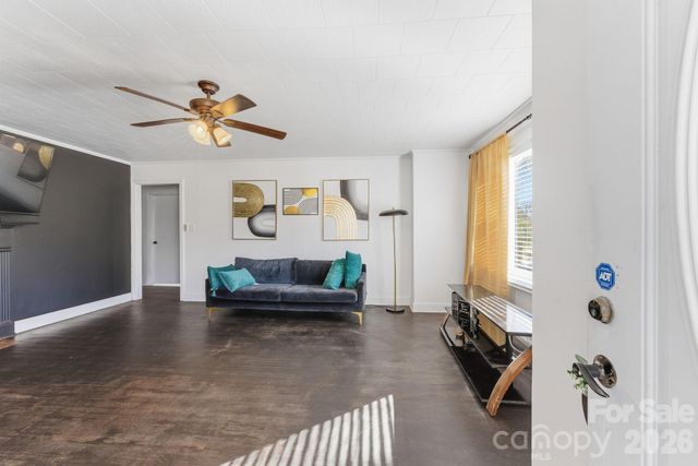 802 Chesterfield Avenue, Lancaster, SC 29720