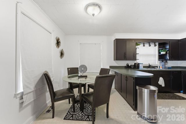 802 Chesterfield Avenue, Lancaster, SC 29720