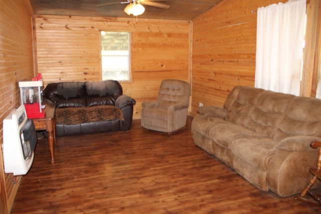 416 New Hope Road, Marshall, AR 72650