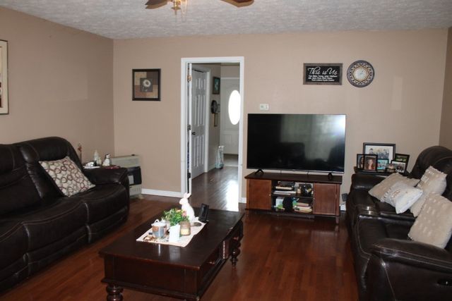 416 New Hope Road, Marshall, AR 72650