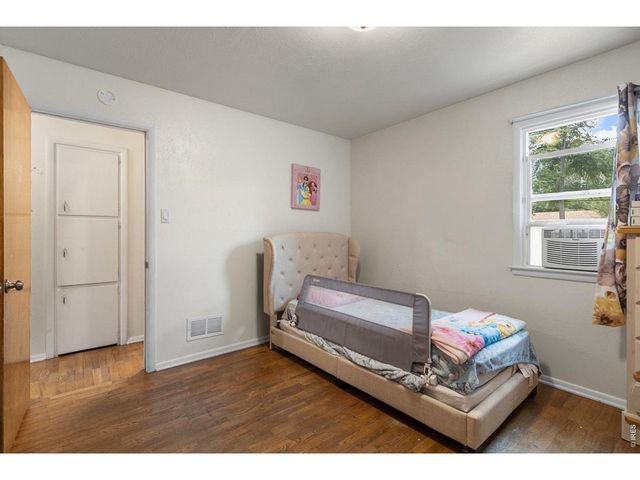 2424 14th Ave Ct, Greeley, CO 80631