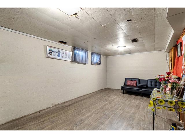 2424 14th Ave Ct, Greeley, CO 80631