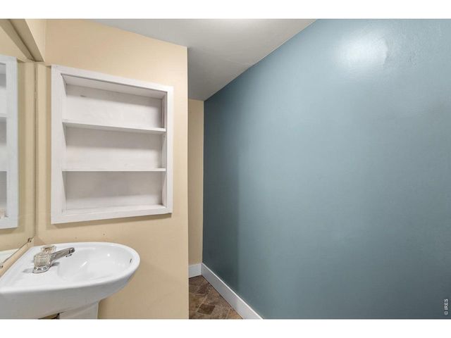 2424 14th Ave Ct, Greeley, CO 80631