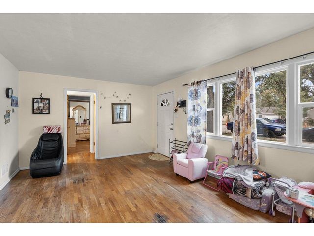 2424 14th Ave Ct, Greeley, CO 80631