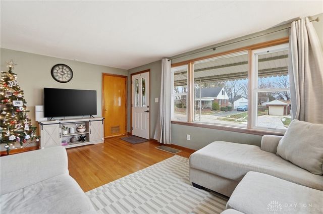 1512 Amherst Road, Springfield, OH 45504