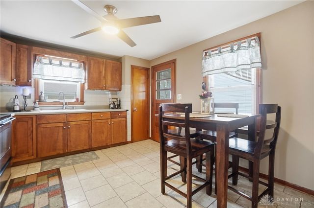 1512 Amherst Road, Springfield, OH 45504