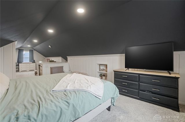 1512 Amherst Road, Springfield, OH 45504