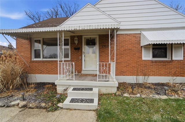 1512 Amherst Road, Springfield, OH 45504