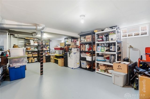 1512 Amherst Road, Springfield, OH 45504