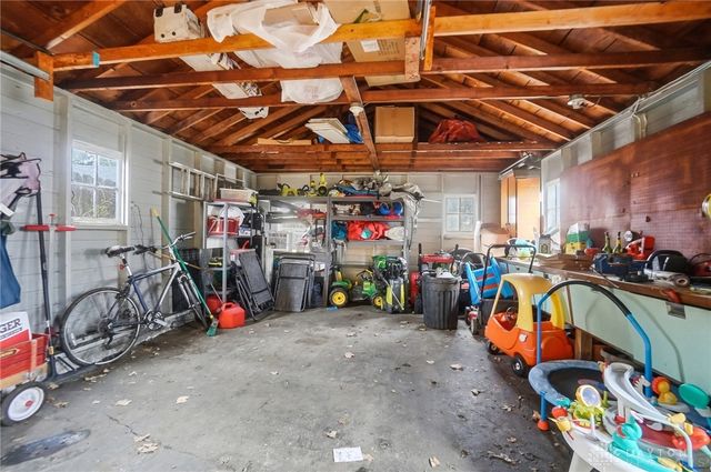 1512 Amherst Road, Springfield, OH 45504