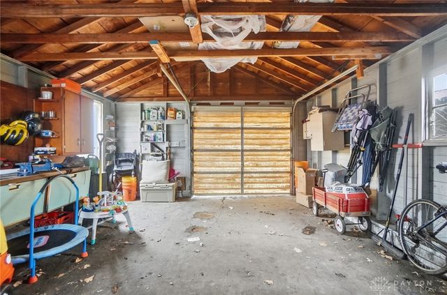 1512 Amherst Road, Springfield, OH 45504