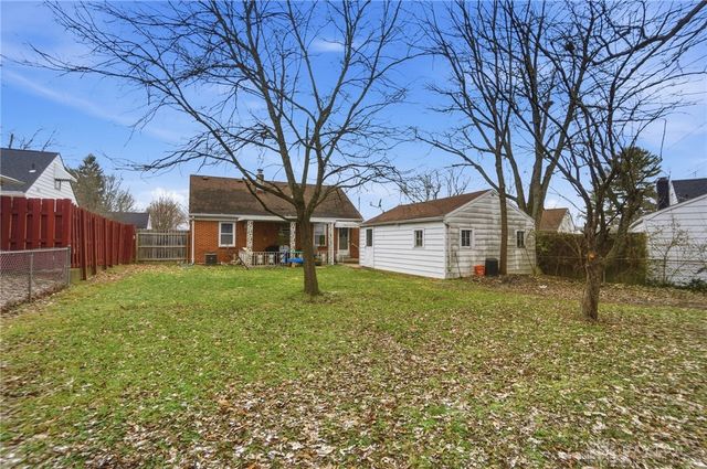 1512 Amherst Road, Springfield, OH 45504