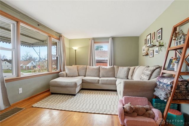 1512 Amherst Road, Springfield, OH 45504