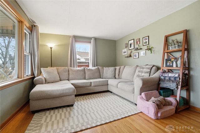 1512 Amherst Road, Springfield, OH 45504