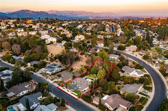 7144 Deveron Ridge Road, West Hills, CA 91307