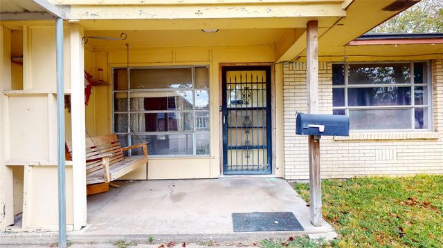 3017 Cedarcrest Drive, Pasadena, TX 77503