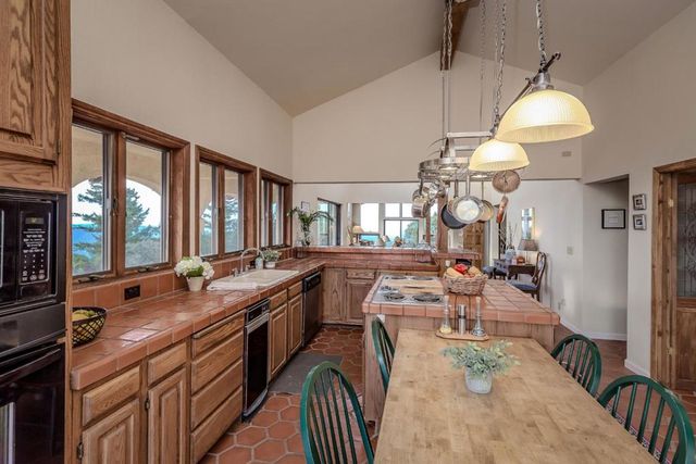 16420 Soda Springs Road, Los Gatos, CA 95033