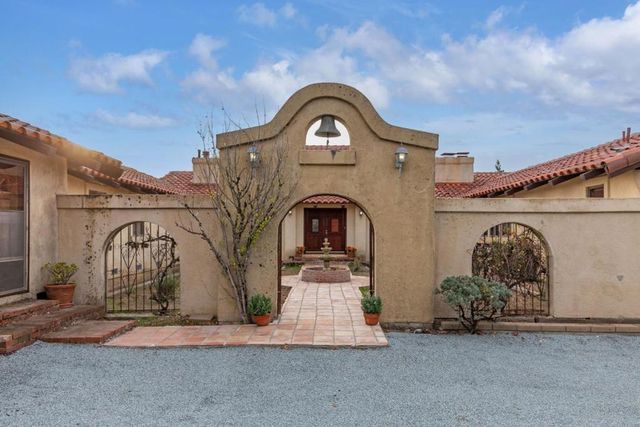 16420 Soda Springs Road, Los Gatos, CA 95033