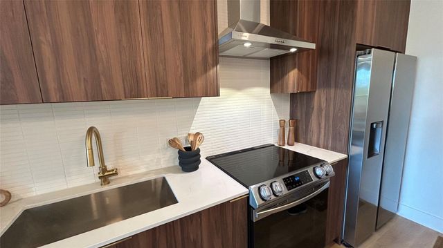 1701 Simond Ave 227, Austin, TX 78723