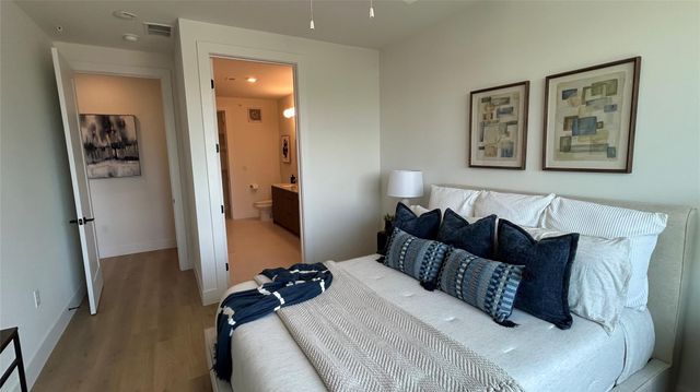 1701 Simond Ave 227, Austin, TX 78723