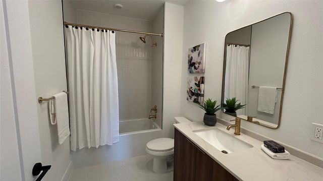 1701 Simond Ave 227, Austin, TX 78723