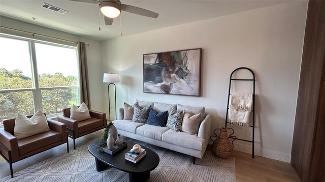 1701 Simond Ave 227, Austin, TX 78723