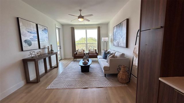 1701 Simond Ave 227, Austin, TX 78723