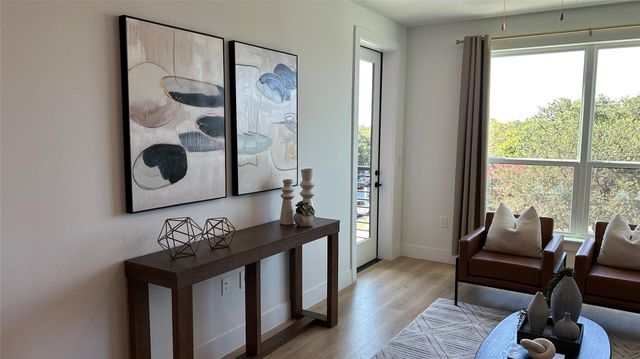 1701 Simond Ave 227, Austin, TX 78723