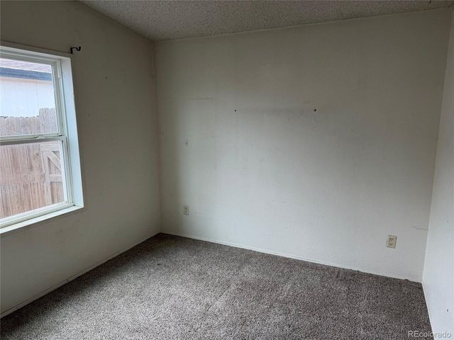 1113 Lantern Dr, Fort Lupton, CO 80621