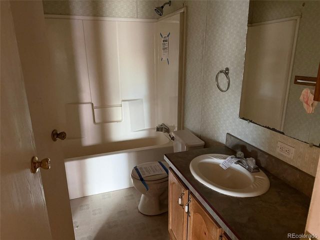 1113 Lantern Dr, Fort Lupton, CO 80621