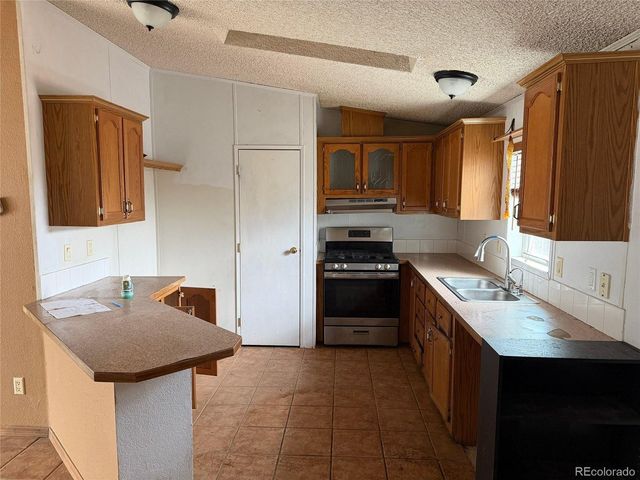 1113 Lantern Dr, Fort Lupton, CO 80621