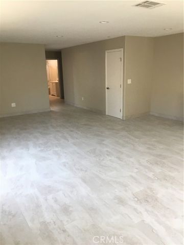 525 E Boone Street, Santa Maria, CA 93454