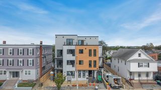 595 Broadway 101, Somerville, MA 02145