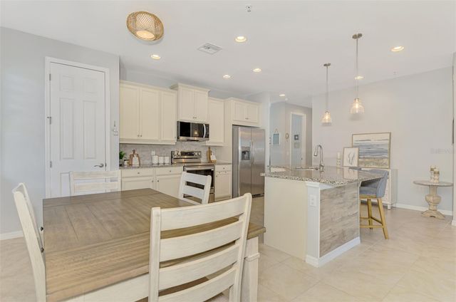 113 PORTA VECCHIO BEND 202, Nokomis, FL 34275