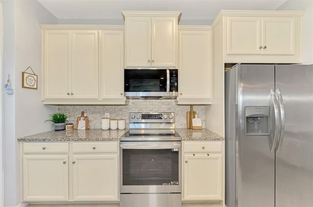 113 PORTA VECCHIO BEND 202, Nokomis, FL 34275