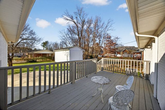 385 Campbell Dr, Cookeville, TN 38501