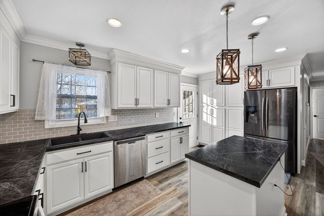 385 Campbell Dr, Cookeville, TN 38501