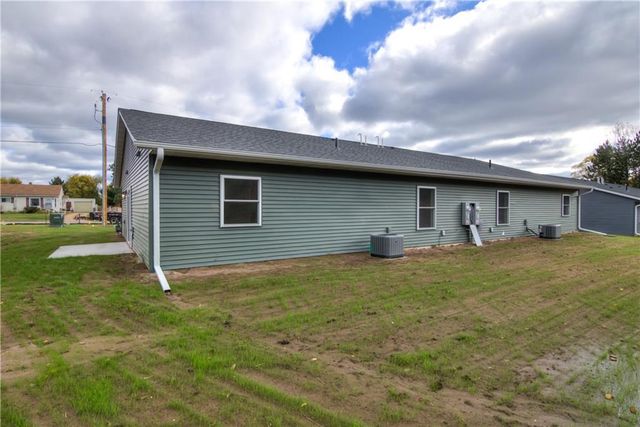 1712 Dorret Road, Eau Claire, WI 54703